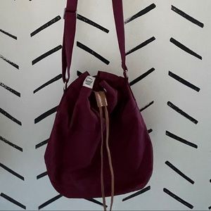 Hershel Bucket Bag